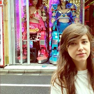 Meet your Posher, Agathe